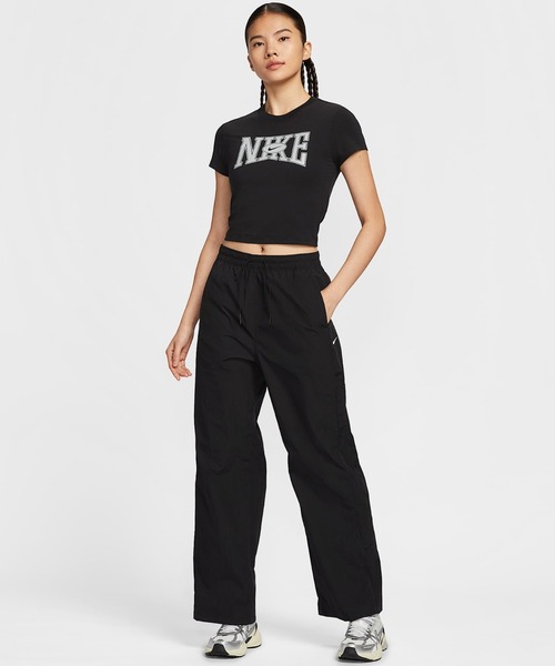 NIKE(ナイキ)の「NIKE/ナイキ クロップド丈/ミニTシャツ HQ1710-010/HQ1710-133(Tシャツ/カットソー・レディース・ブラック/オフホワイト・S/M)」の6枚目の写真