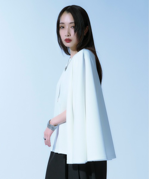 Ellno Loset(エルノロゼット)の「ケープスリーブポンチプルオーバー(Tシャツ/カットソー・メンズ・オフホワイト/ブラック・MEDIUM/SMALL/LARGE)」の17枚目の写真