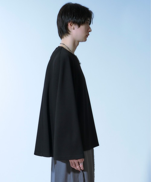 Ellno Loset(エルノロゼット)の「ケープスリーブポンチプルオーバー(Tシャツ/カットソー・メンズ・オフホワイト/ブラック・MEDIUM/SMALL/LARGE)」の8枚目の写真