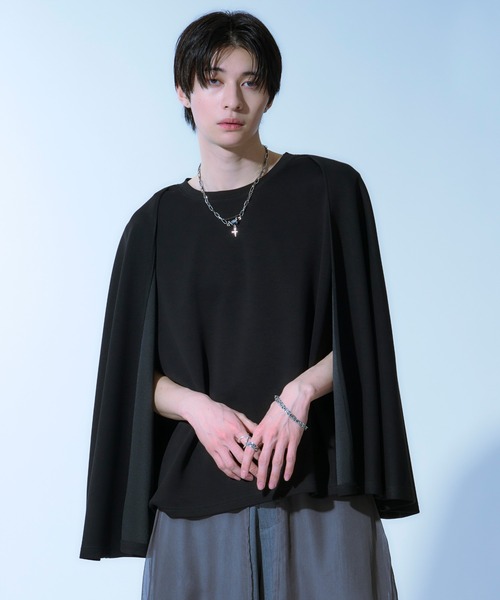 Ellno Loset(エルノロゼット)の「ケープスリーブポンチプルオーバー(Tシャツ/カットソー・メンズ・オフホワイト/ブラック・MEDIUM/SMALL/LARGE)」の4枚目の写真