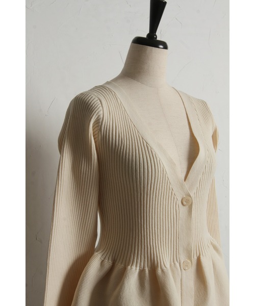 &. NOSTALGIA(アンドドットノスタルジア)の「【ZOZO限定】ペプラムカーディガン(カーディガン/ボレロ・レディース・アイボリー/チャコールグレー・M)」の16枚目の写真