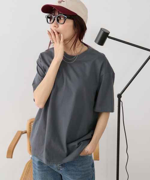 Auntie Rosa Holiday(アンティローザホリデー)の「ベーシックコットンTEE(Tシャツ/カットソー・レディース・ホワイト/ダークブラウン/ブラック/ネイビー/ピンク/ダークグレー/ラベンダー・SMALL/LARGE/XXX-LARGE)」の16枚目の写真