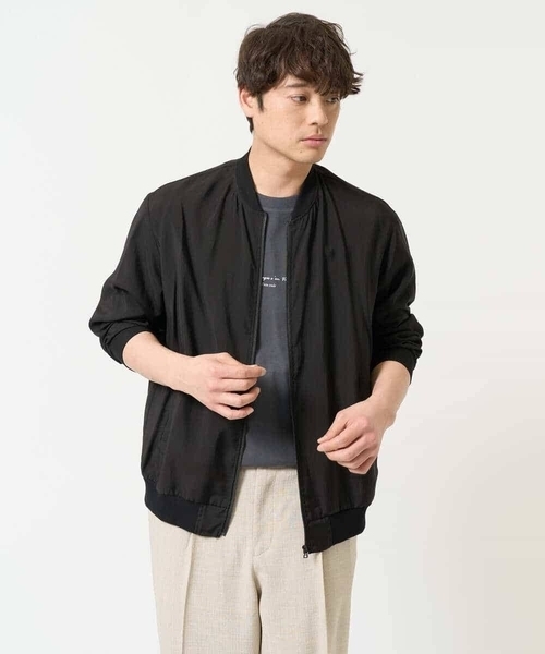 a.v.v(アーヴェヴェ)の「【接触冷感】ミニロゴプリントセミワイドシルエットカットソー(Tシャツ/カットソー・メンズ・ホワイト/チャコールグレー/グリーン・44/48/50/46)」の11枚目の写真