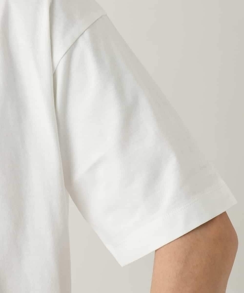 a.v.v(アーヴェヴェ)の「【接触冷感】ミニロゴプリントセミワイドシルエットカットソー(Tシャツ/カットソー・メンズ・ホワイト/チャコールグレー/グリーン・44/48/50/46)」の17枚目の写真