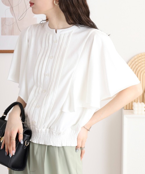 atONE（アットワン）の「ピンタックフレア袖ブラウス風カットソー（Tシャツ/カットソー・レディース・グレイッシュベージュ/ブラック/オフホワイト/チャコールグレー・LL～3L/M-L/4L～5L）」の19枚目の写真