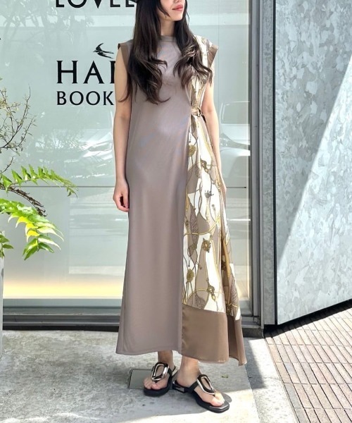 LOVELESS（ラブレス）の「スカーフサイドブロッキングワンピース（ワンピース・レディース・ネイビー/ベージュ系その他/ブラック・36/34）」の6枚目の写真