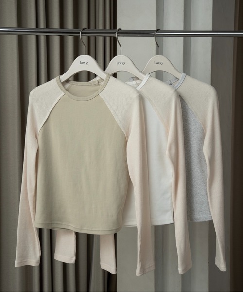 lawgy（ラウジー）の「rib knit docking raglan sleeve T / リブニットドッキングラグランスリーブT（Tシャツ/カットソー・レディース・アイボリー/グリーン系その他/ライトグレー・FREE）」の4枚目の写真