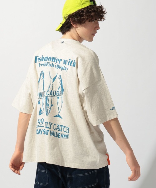 Fishs Eddy(フィッシュエディ)の「【Fishs Eddy(フィッシュエディ)】Tシャツ【UNISEX】(Tシャツ/カットソー・レディース・ライトグレー/ブラック/オフホワイト/チャコール・MEDIUM/LARGE)」の6枚目の写真