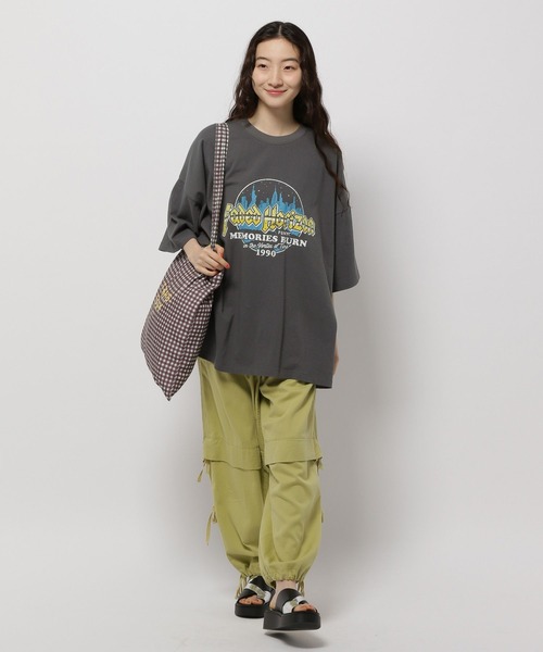 Fishs Eddy(フィッシュエディ)の「【Fishs Eddy(フィッシュエディ)】Tシャツ【UNISEX】(Tシャツ/カットソー・レディース・ライトグレー/ブラック/オフホワイト/チャコール・MEDIUM/LARGE)」の7枚目の写真