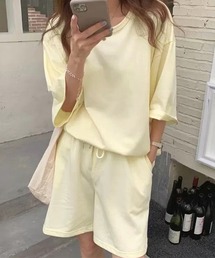 NANEA（ナネア）の「半袖Tシャツ＆ハーフパンツ　セットアップルームウェア　2点セット（ルームウェア/パジャマ）」