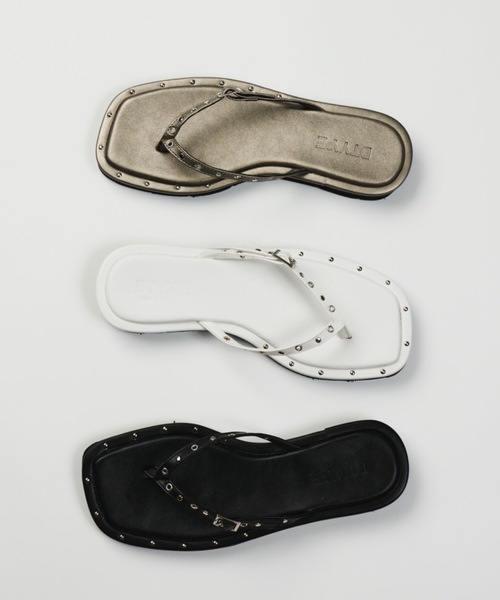 DTYYPE(ドタイプ)の「スタッズ付きサンダル(サンダル・レディース・ブラック/ホワイト/ダークグレー・SMALL/MEDIUM/LARGE/X-LARGE)」の8枚目の写真