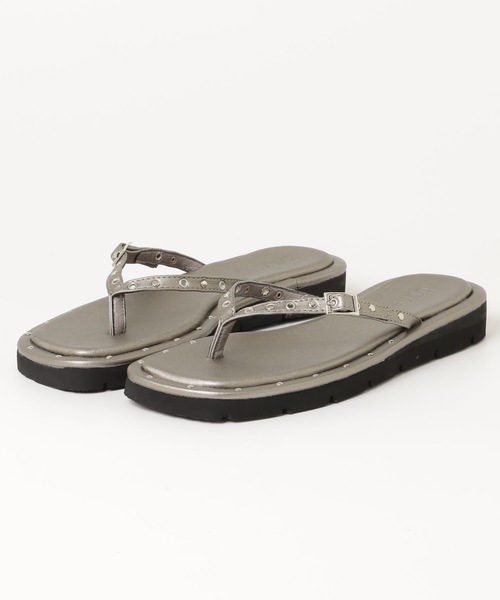 DTYYPE(ドタイプ)の「スタッズ付きサンダル(サンダル・レディース・ブラック/ホワイト/ダークグレー・SMALL/MEDIUM/LARGE/X-LARGE)」の7枚目の写真