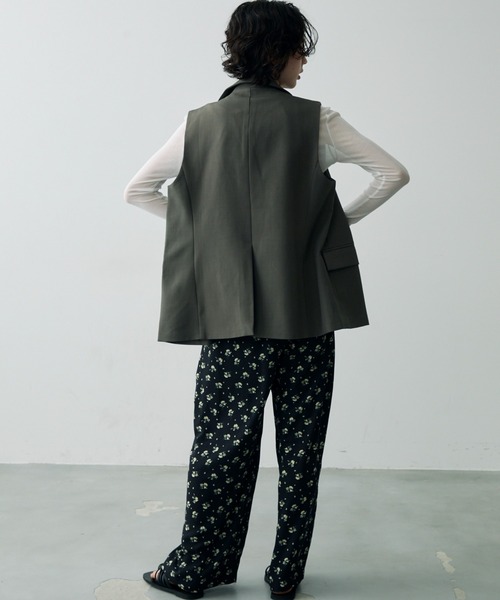 Trish（トリッシュ）の「テーラードアシメデザインジレ（テーラードジャケット・レディース・ベージュ/グレー・FREE）」の10枚目の写真