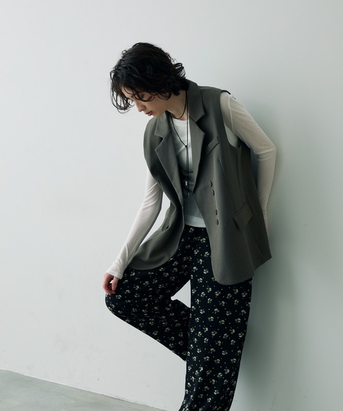 Trish（トリッシュ）の「テーラードアシメデザインジレ（テーラードジャケット・レディース・ベージュ/グレー・FREE）」の17枚目の写真