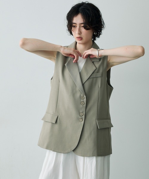 Trish（トリッシュ）の「テーラードアシメデザインジレ（テーラードジャケット・レディース・ベージュ/グレー・FREE）」の20枚目の写真