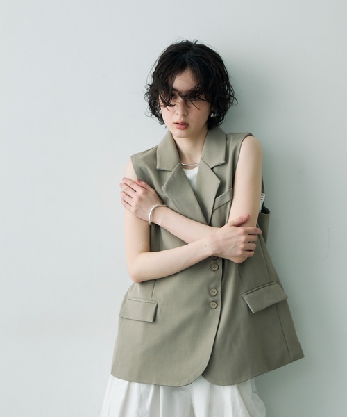 Trish（トリッシュ）の「テーラードアシメデザインジレ（テーラードジャケット・レディース・ベージュ/グレー・FREE）」の22枚目の写真