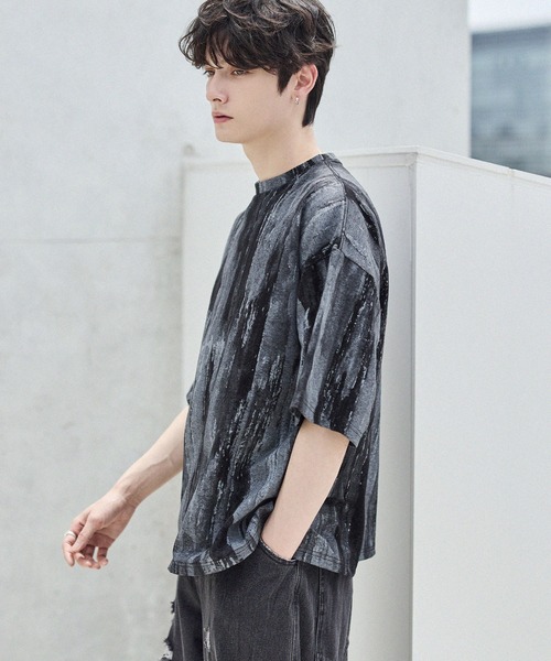 ASTRONOMY(アストロノミー)の「ビンテージ加工グラフィックTシャツ グラデーション/総柄(Tシャツ/カットソー・メンズ・ブラック系2/ホワイト系2/ブラック/ホワイト・S/M/L/XL)」の6枚目の写真