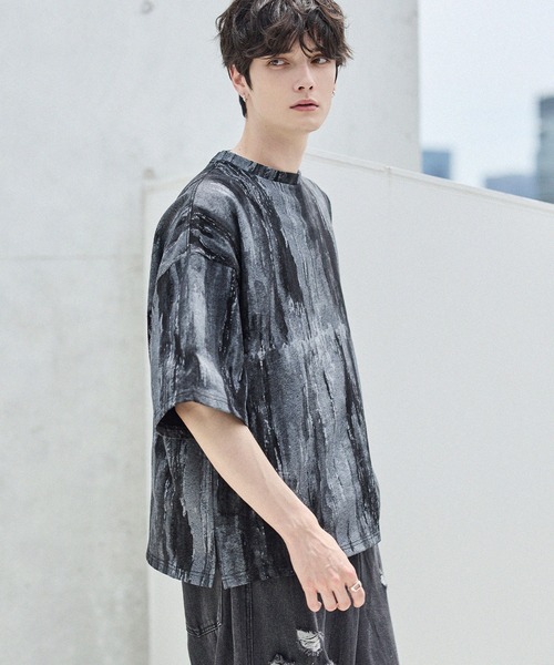 ASTRONOMY(アストロノミー)の「ビンテージ加工グラフィックTシャツ グラデーション/総柄(Tシャツ/カットソー・メンズ・ブラック系2/ホワイト系2/ブラック/ホワイト・S/M/L/XL)」の7枚目の写真