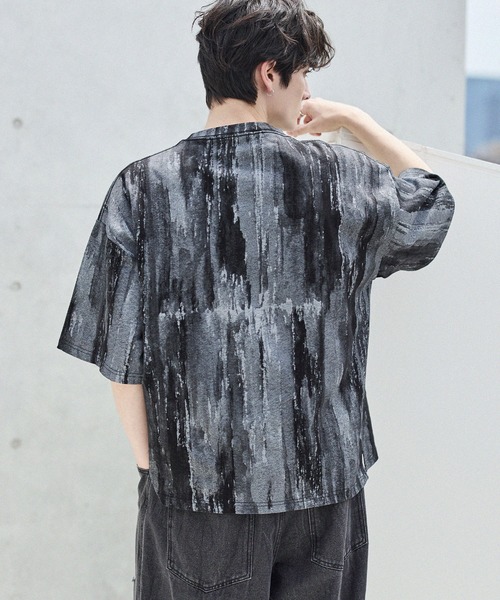 ASTRONOMY(アストロノミー)の「ビンテージ加工グラフィックTシャツ グラデーション/総柄(Tシャツ/カットソー・メンズ・ブラック系2/ホワイト系2/ブラック/ホワイト・S/M/L/XL)」の9枚目の写真