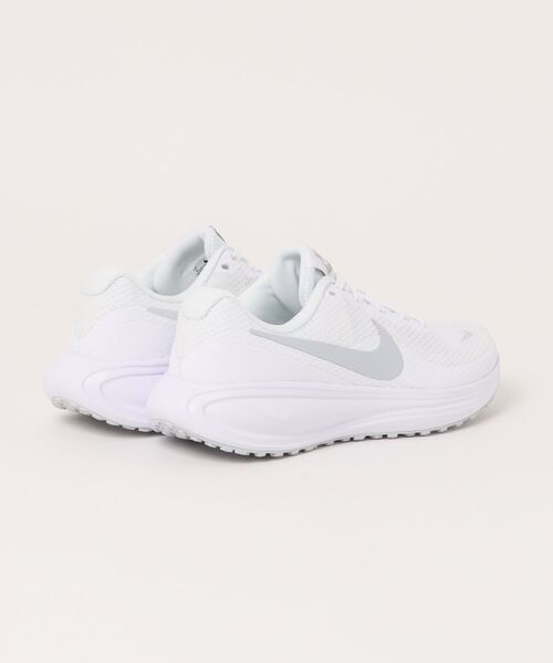 NIKE(ナイキ)の「《NIKE》W NIKE REVOLUTION 8(スニーカー・レディース・ホワイト/ブラック×ブラック/ホワイト系その他/コーラルピンク/ブラック×ホワイト/アイボリー/ピンク/ブルー系その他/ホワイト×レッド/パープル系その他/オレンジ/ホワイト系その他2/ブラウン系その他/オレンジ系その他/ブルー系その他2/ピンク系その他・23.0cm/23.5cm/24.0cm/24.5cm/25.0cm/22.5cm)」の17枚目の写真