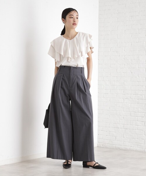 THE SHOP TK (ザ ショップ ティーケー )の「【ONOFF活躍】フリルデザインブラウス/セットアップ可(シャツ/ブラウス・レディース・ベージュ/ネイビー/アイボリー・12/13)」の13枚目の写真