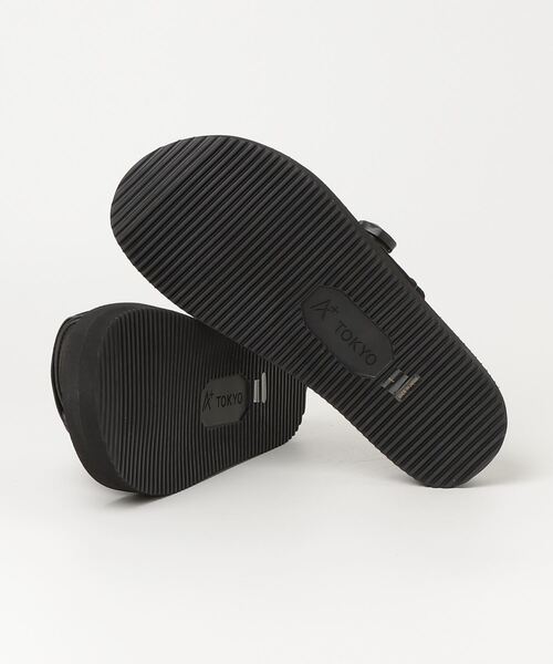 STUDIOUS（ステュディオス）の「【STUDIOUS×CITY TOKYO】TECH DIALスウェードサンダル（サンダル・メンズ・ブラック/ライトグレー・2/1）」の4枚目の写真