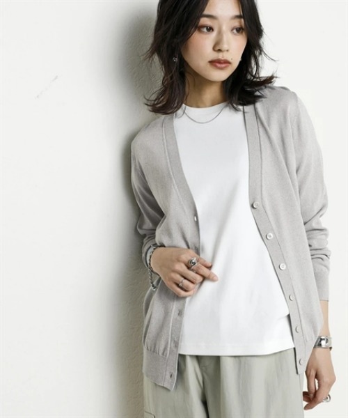 nissen（ニッセン）の「【アイスクリーンプレミアム】Vネックニットカーディガン（持続冷感・接触冷感・毛玉になりにくい・UVカット・洗濯機で洗える・遮熱）＜大きいサイズ有＞（カーディガン/ボレロ・レディース・杢グレー/モカ/ブラック/ブルー/オフホワイト・LL/S/M/L/3L）」の11枚目の写真