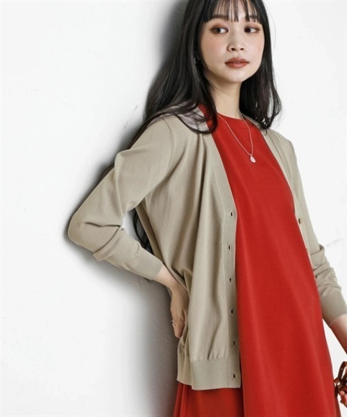 nissen（ニッセン）の「【アイスクリーンプレミアム】Vネックニットカーディガン（持続冷感・接触冷感・毛玉になりにくい・UVカット・洗濯機で洗える・遮熱）＜大きいサイズ有＞（カーディガン/ボレロ・レディース・杢グレー/モカ/ブラック/ブルー/オフホワイト・LL/S/M/L/3L）」の17枚目の写真