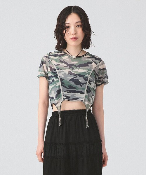 Ray BEAMS(レイビームス)の「カモフラ パターン ガーターベルト トップス(Tシャツ/カットソー・レディース・シルバー/オリーブ・ONE SIZE)」の16枚目の写真