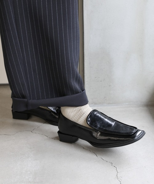 select MOCA(セレクトモカ)の「スクエアトゥシンプルローファー(ローファー・レディース・ブラウン/ブラック・LARGE/MEDIUM/SMALL)」の7枚目の写真