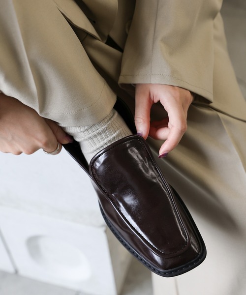 select MOCA(セレクトモカ)の「スクエアトゥシンプルローファー(ローファー・レディース・ブラウン/ブラック・LARGE/MEDIUM/SMALL)」の20枚目の写真