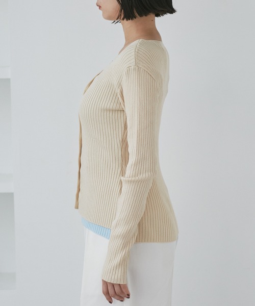 VIS(ビス)の「【WEB限定】フェイクレイヤードカーディガン(マルチWAY)(カーディガン/ボレロ・レディース・チャコールグレー/ベージュ/レッド・FREE)」の18枚目の写真