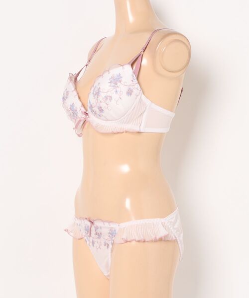 northerly（ノーザリー）の「【WEB限定】ガーデンアーチブーケブラジャー＆ショーツセット【ソフトワイヤー】（ブラ&ショーツ・レディース・オフホワイト/ピンク/サックスブルー・E70/D70/C70/E65/D65/C65/B65/E75/D75/C75/B75/F70/B70/F65/F75）」の18枚目の写真