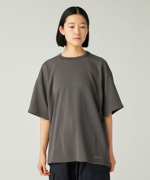 Snow Peak（スノーピーク）の「Snow Peak / Dry Thermal T-Shirt  ドライサーマルTシャツ（Tシャツ/カットソー・メンズ・パープル/ブラック/チャコール/ホワイト・M/L/XL/S）」の19枚目の写真