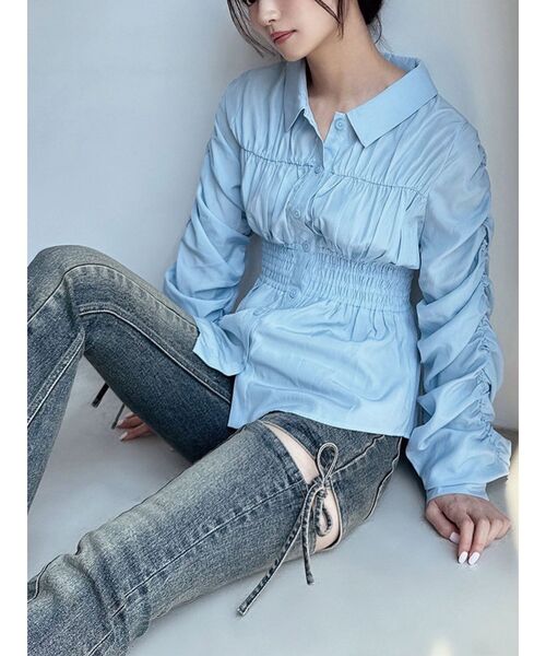 RESEXXY（リゼクシー）の「ギャザーデザインチュニックシャツ（シャツ/ブラウス・レディース・ホワイト/ブルー/ブラック・FREE）」の3枚目の写真