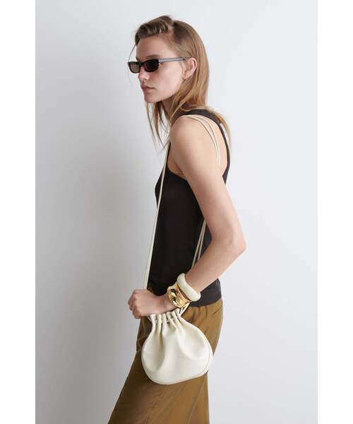 COS クロスボディバッグ COS コス レザープリーツベルトバッグ ボディ