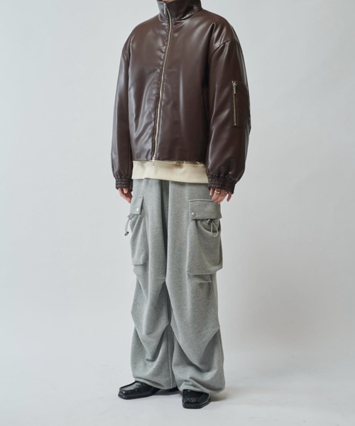 Lui's(ルイス)の「【Neucon/ニューコン】レザーボリュームパッファースタンドブルゾン(ブルゾン・メンズ・ブラック/ブラウン・2/1)」の13枚目の写真