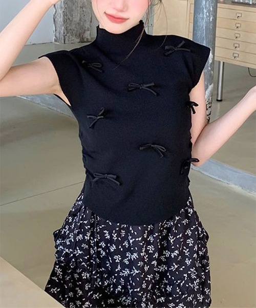 THE HITSS(ヒッツ)の「ランダム リボン サイドシャーリング リブニット ノースリーブ トップス 短丈(Tシャツ/カットソー・レディース・レッド/ピンク/グリーン/ブラック/アイボリー・FREE)」の16枚目の写真