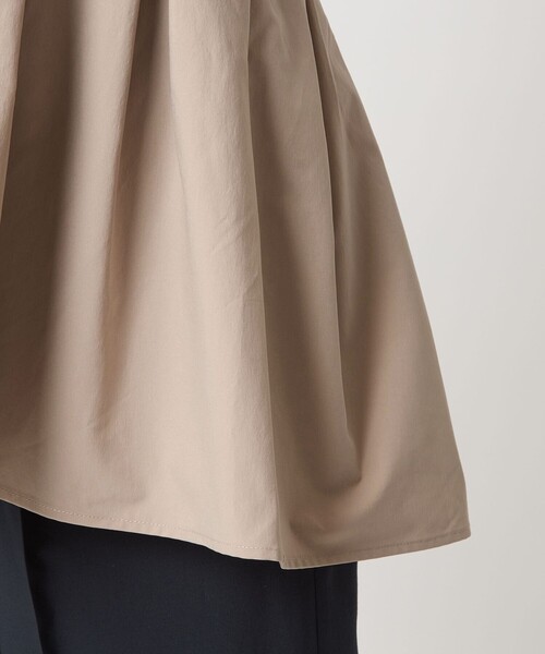 green label relaxing（グリーンレーベルリラクシング）の「ドッキング ペプラム Vネック ニット カーディガン -ウォッシャブル-（カーディガン/ボレロ・レディース・ベージュ/ネイビー・FREE）」の21枚目の写真