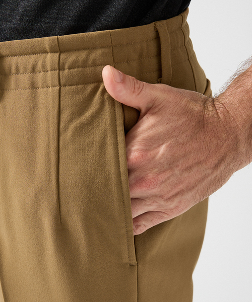 DESIGNWORKS（デザインワークス）の「【セットアップ対応】ハイパーストレッチ イージースラックス / 防シワ / ウォッシャブル（スラックス・メンズ・ネイビー/キャメル・44/46/48/50）」の10枚目の写真