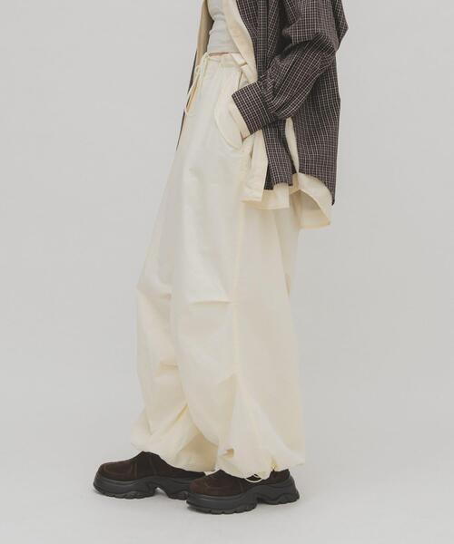 KBF（ケイビーエフ）の「2WAYワイドカーゴパンツ（その他パンツ・レディース・カーキ/アイボリー/ブラウン・ONE）」の4枚目の写真