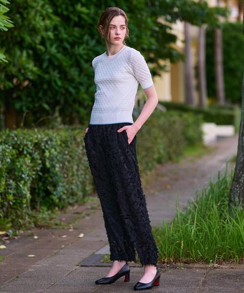 DRESSTERIOR（ドレステリア）の「【6色展開/オンオフ】レース編みハーフスリーブニット（ニット/セーター・レディース・イエロー系その他/ブラック/ブラウン系その他/モスグリーン/オレンジ/オフホワイト・38/36/34）」の22枚目の写真