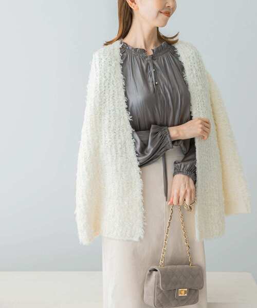 URBAN RESEARCH ROSSO WOMEN（アーバンリサーチ　ロッソ）の「ヘアリーカーディガン（カーディガン/ボレロ・レディース・イエロー/グレー/オフホワイト・FREE）」の2枚目の写真