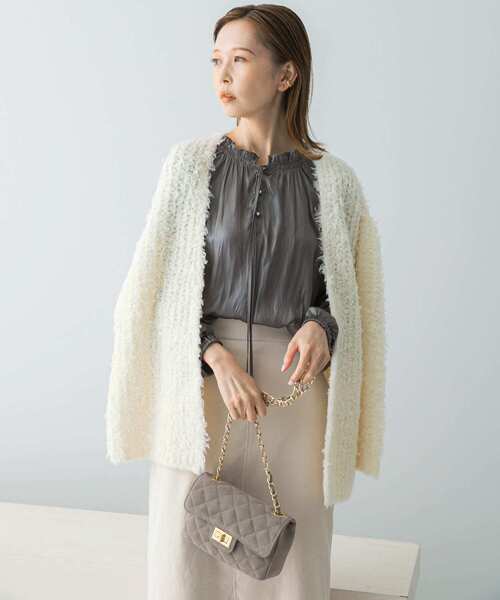 URBAN RESEARCH ROSSO WOMEN（アーバンリサーチ　ロッソ）の「ヘアリーカーディガン（カーディガン/ボレロ・レディース・イエロー/グレー/オフホワイト・FREE）」の4枚目の写真
