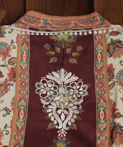 antiqua(アンティカ)の「エスニック柄 刺繍 カフタンワンピース(ワンピース・レディース・マルチ・ONESIZE)」の12枚目の写真