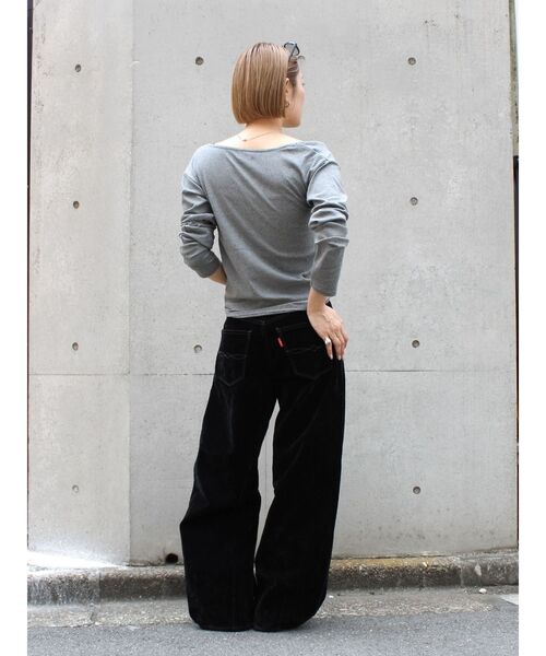 タックデザインオフショルロングスリーブTee（Tシャツ