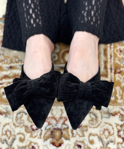bita.(ビタ)の「ビッグリボン ポインテッドトゥミュール(パンプス・レディース・ベージュ/ブルー/ブラック・LARGE/MEDIUM)」の13枚目の写真