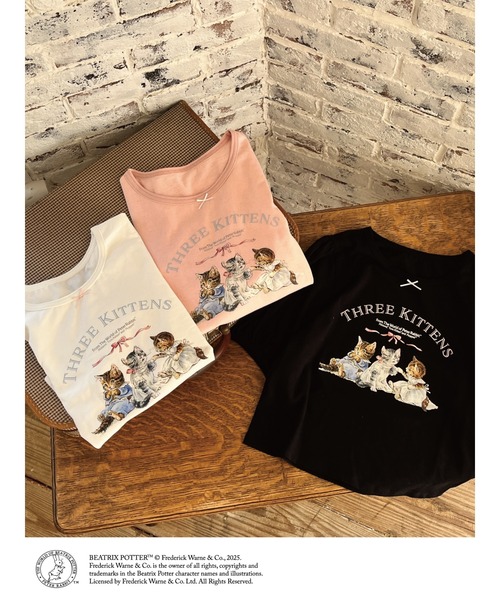 MORE self LOVE(モアセルフラブ)の「【Peter Rabbit(TM)】THREE KITTENS TEE(Tシャツ/カットソー・レディース・ピンク/オフホワイト/ブラック・FREE)」の8枚目の写真