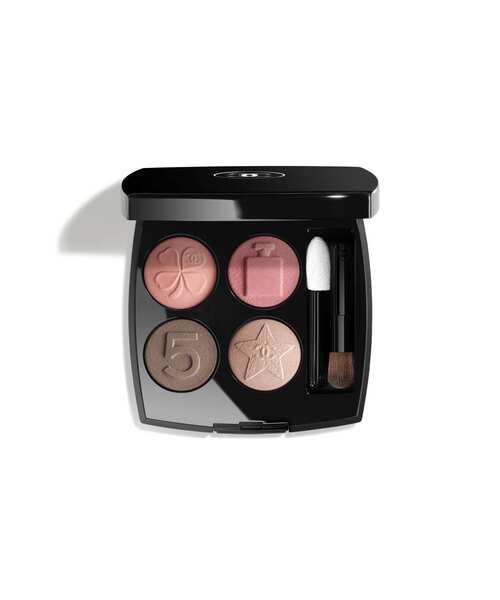 CHANEL レ キャトル オンブル 4色アイシャドウパレット ツイードに心躍る！ シャネルのアイシャドウパレット