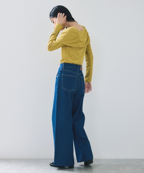 VIS(ビス)の「テレコオフショルダーロングスリーブプルオーバー(Tシャツ/カットソー・レディース・ブラック/ダークブラウン/オフホワイト/マスタード・FREE)」の10枚目の写真